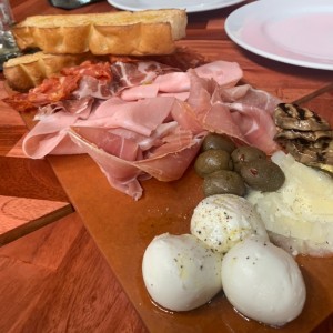 Antipasti - Antipasto della Casa