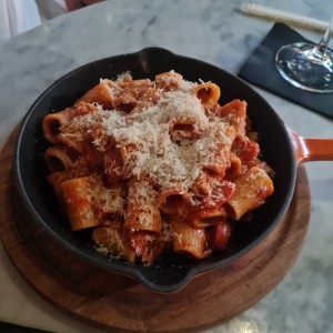 Mezzi Rigatoni alla Zozzona