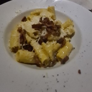 Rigatoni alla Carbonara Sbagliata