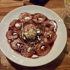 carpaccio de pera al vino 