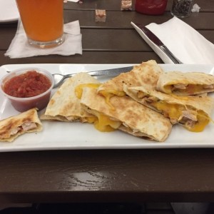 quesadillas 