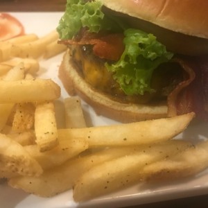 fridays cheeseburger 