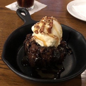 brownie con helado