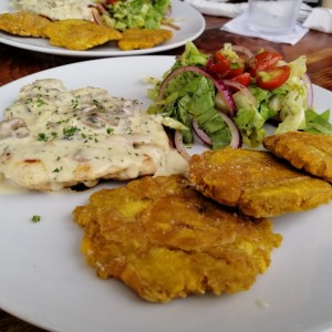 Pollo a la Plancha con Champignones