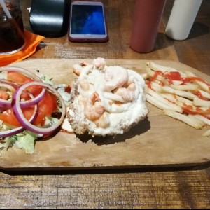 Filete de Pescado en Salsa de Mariscos