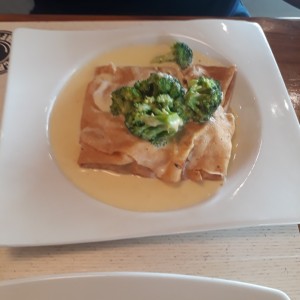 Crepes de pollo con brocoli