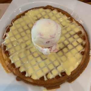 waffle con helado