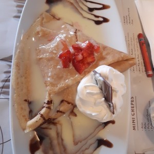 crepes de chocolate blanco y fresas