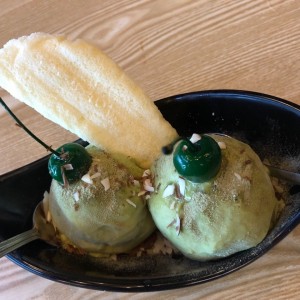 Cheescake con helado de matcha