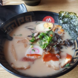  Karai Tonkotsu