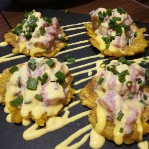 patacones con atun fresco