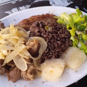 Exquisitas Masas de Cerdo Fritas