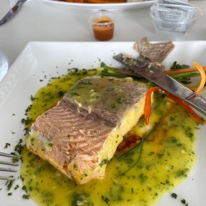 Salmon en salsa de limon