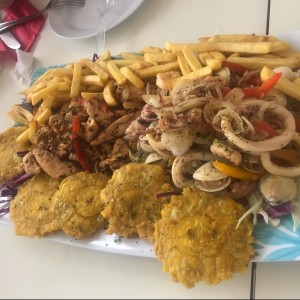 bandeja Mar y Tierra