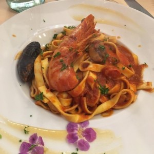 PASTAS - LINGUINE ALLE VONGOLE