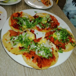 tacos al pastor 