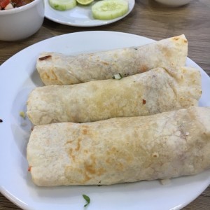 tacos al pastor con tortilas de harina