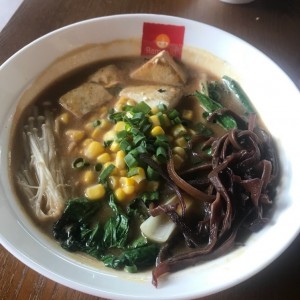 ramen vegetariano