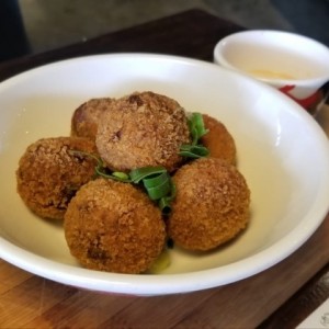 croquetas de cerdo