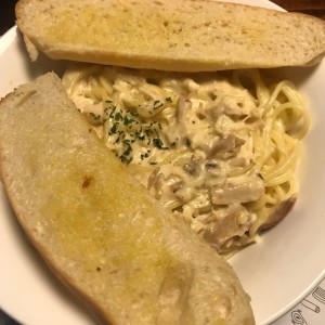 pasta alfredo de la casa