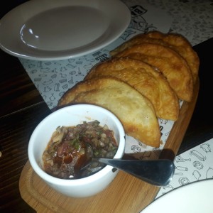 Empanadas de queso fritas