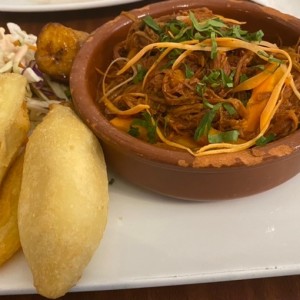 Especialidades - Ropa Vieja