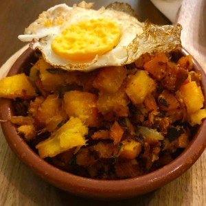 Cazuela Trapiche con Huevo Frito