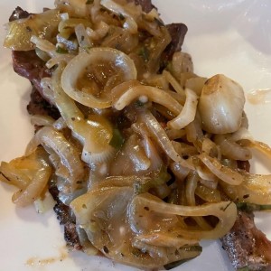 Bistec Encebollado