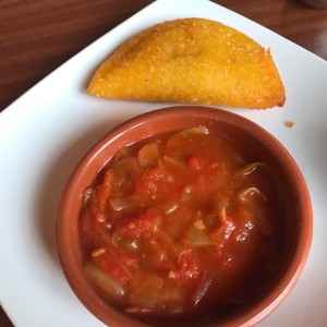 Empanada de carne mechada 