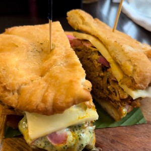 Empanada de Ropa Vieja