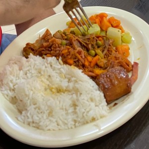 ropa vieja con arroz