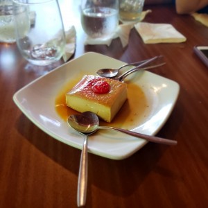 Flan de la casa