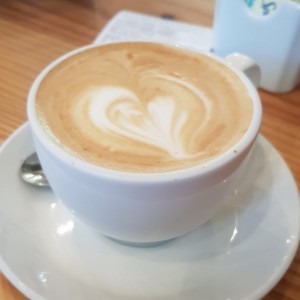 capuchino en leche de almendras 