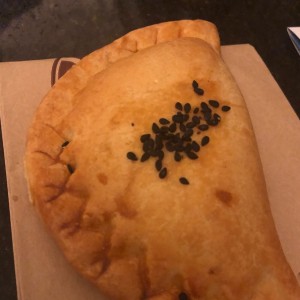 empanada de queso y espinaca