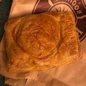 pastelito de pollo