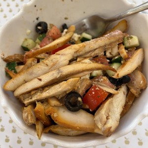 Ensalada griega con pollo