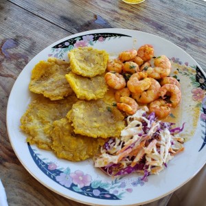 Platos Fuertes - CAMARONES AL AJILLO