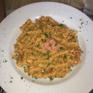 PASTA - Fusilli Al Salmone