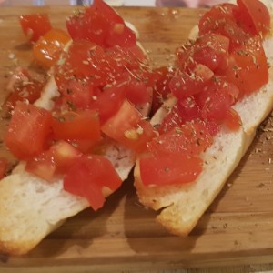 Antipasti - Bruschette Classiche