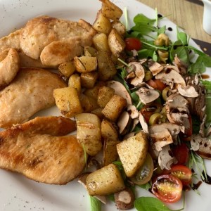 Filetto di pollo con Funghi