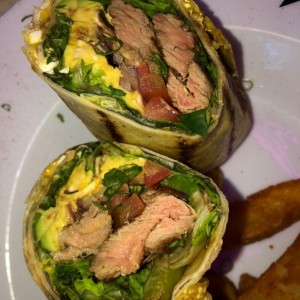 Wrap de Filetes de Res con Salsa de Curry