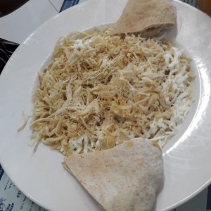 Spaguetini al Oleo con Extra Pollo