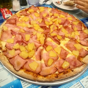 pizza hawaiana