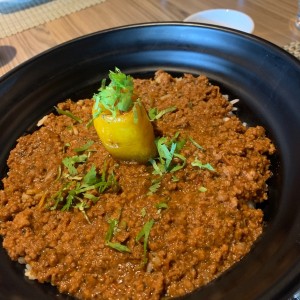 carne molida con arroz y platano maduro