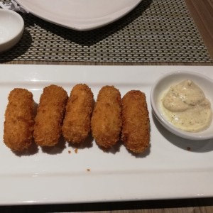 croquetas de cangrejo