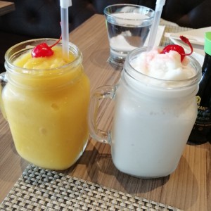 Jugo de Mango y Limonada con Coco