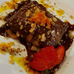 Crepe relleno con helado de vainilla