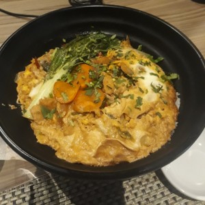 oyakodon de pollo