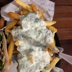 papitas con tzatziki