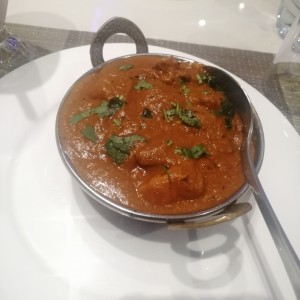 CHICKEN CURRY